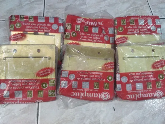 Placas de piso em latão escovado para 3 Kaystones 