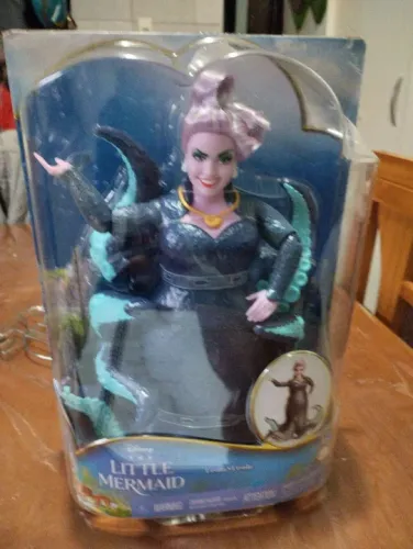 Boneca Úrsula ( Pequena Sereia).