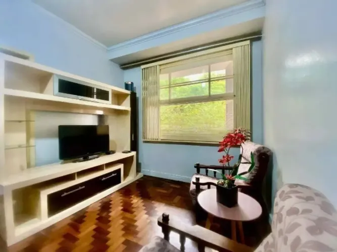 Excelente Apartamento Mobiliado em Petrópolis, Porto Alegre
