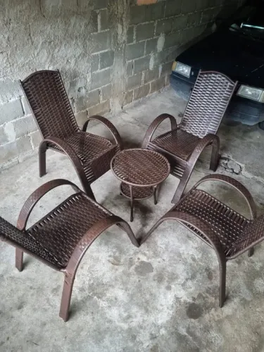 Conjunto de Mesa e Cadeiras para Jardim novos