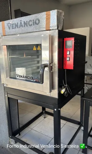 Forno industrial Turbo a gás Venâncio 5 esteiras 