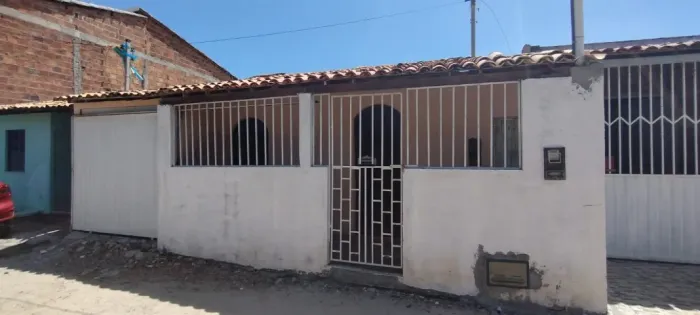 Alugo casa para veraneio