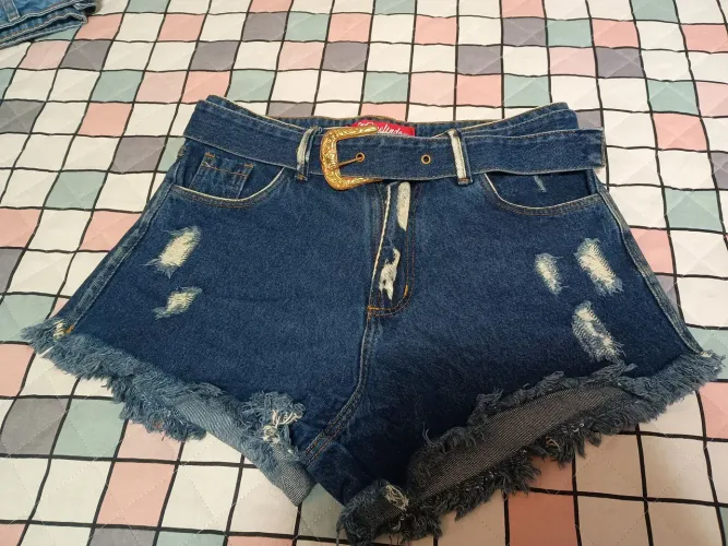 Short Jeans com cinto
