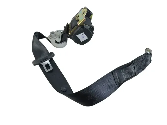Cinto de segurança VW Golf/Audi/Bora traseiro direito 99-06 