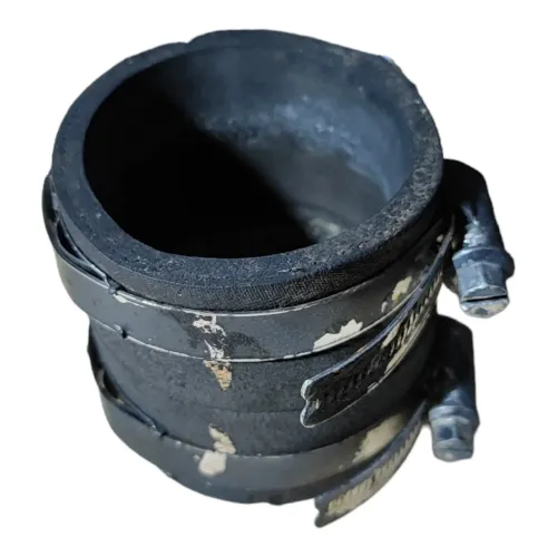 Mangueira Do Intercooler Cam Mb 710  E239 Preto