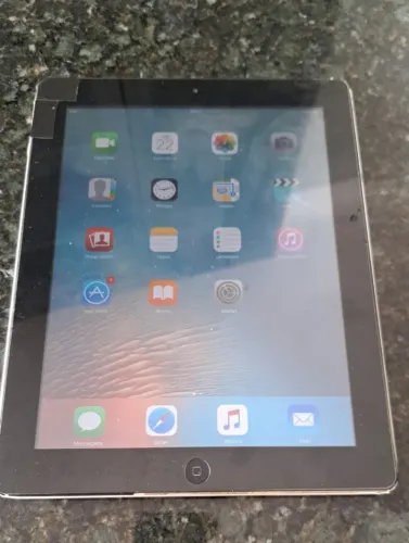 iPad 2° geração 3G - App Store não atualiza mais os aplicativos