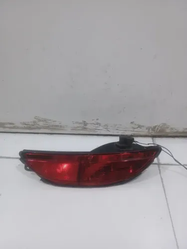 Refletor do para-choque traseiro Fiat Punto 2007 A 2011 lado esquerdo