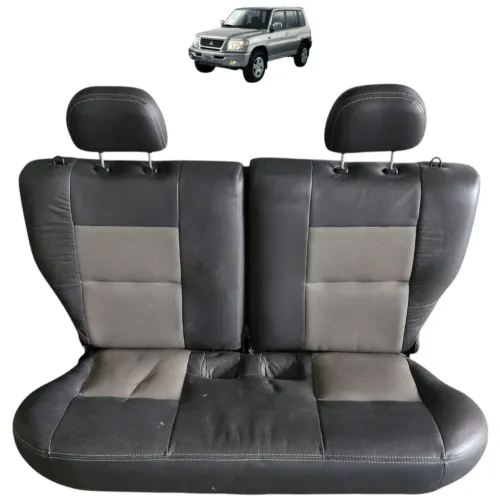 Par banco couro traseiro Mitsubishi Pajero TR4 2005 2006 07