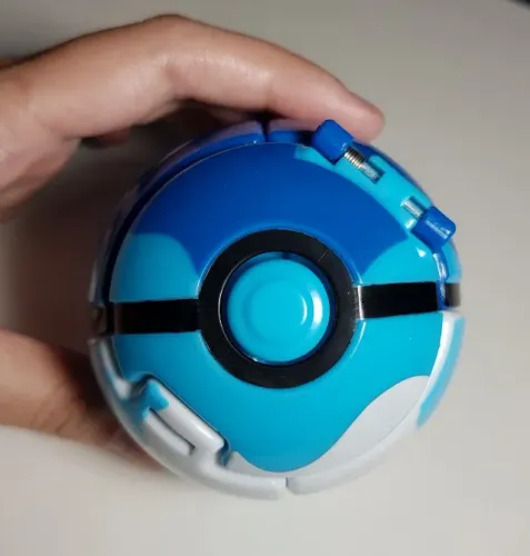 Pokebola Original Tomy Nova Abre E Fecha Cabe Pokemon Dentro
