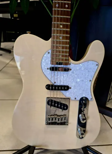 Guitarra Aria Pro Nashiville Semi-novo Mixer INstrumentos Musicais