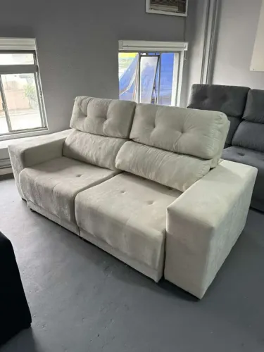 SOFA RETRATIL RECLINÁVEL DISPONÍVEIS EM OUTRAS CORES. FRETE GRÁTIS 