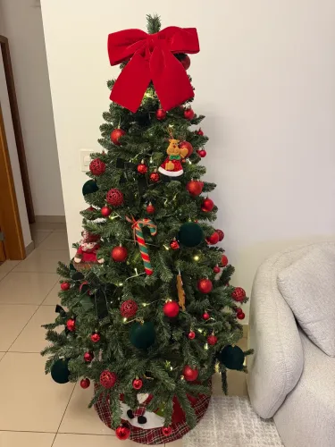 Árvore de Natal (DECORADA)