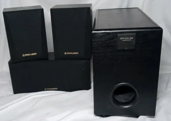 Pioneer HTP 300-SW Subwoofer  passive, band-pass subwoofer