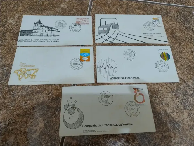 Lote com 5 FDCs