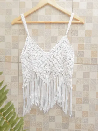 Top Crochê Branco com Franjas