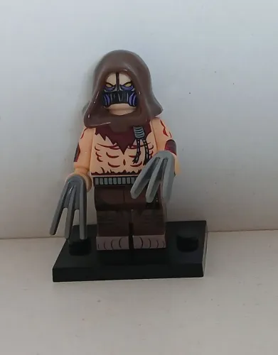 BONECO MINIATURA LEGO DC VILÃO ESPANTALHO