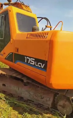 Escavadeira Doosan 175 LCV