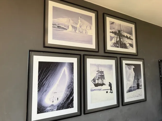 Conjunto de 5 Quadros Decorativos - Expedições de Shackleton a Antártida
