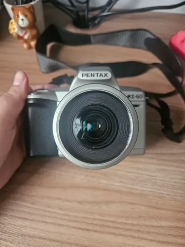 Câmera Pentax MZ-60