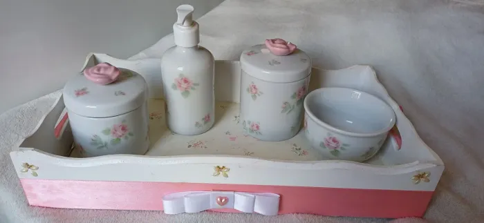 Kit Higiene Bebê Porcelana Flor