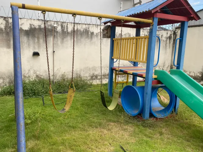 Parquinho de madeira