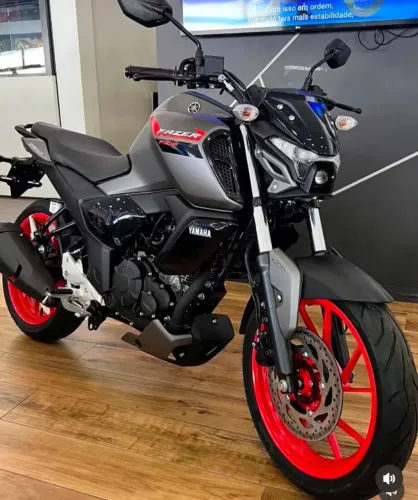 FZ 15 CONNECTED 2025 OKM 