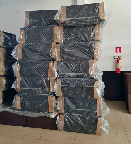  Cama box com Colchoes acoplados embalados