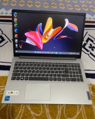 NOTEBOOK LENOVO I5-1235U SEMI NOVO,08GB MEMÓRIA RAM,SSD NVME 512GB,GHZ MAX 4.40