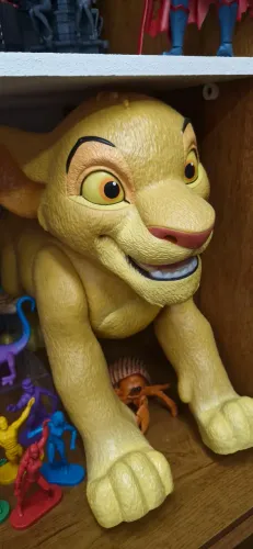 O rei leão simba gigante