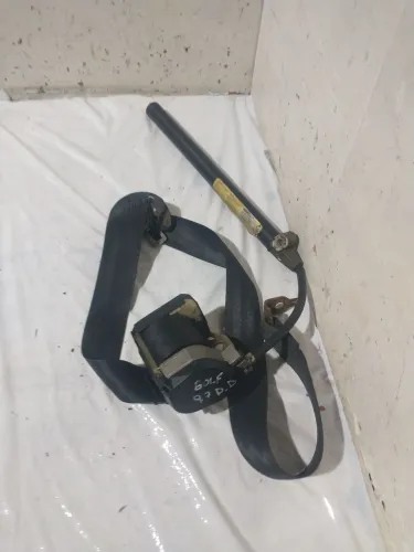 Cinto de segurança dianteiro direito VW/golf 4p 97