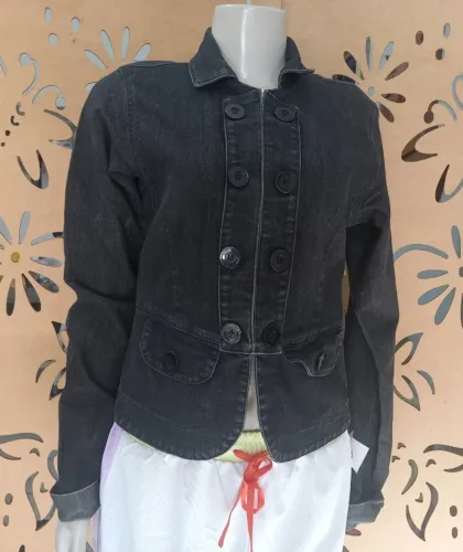 jaquetinha jeans preta p