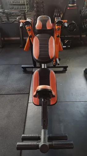 Máquina crucifixo 2 em 1 peito e ombro