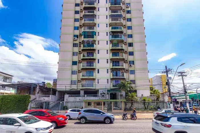 Apartamento à venda com 3 quartos - bairro Fátima - Belém - PA