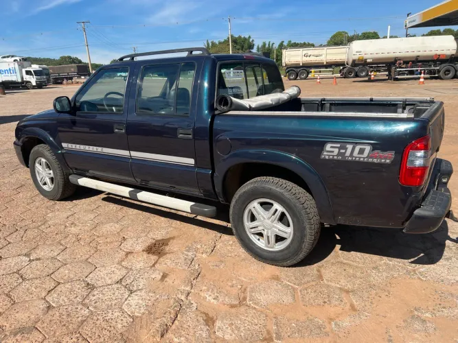 Chevrolet S10 Pick-up Exec. 2.8 4X4 CD TB Int.dies 2007