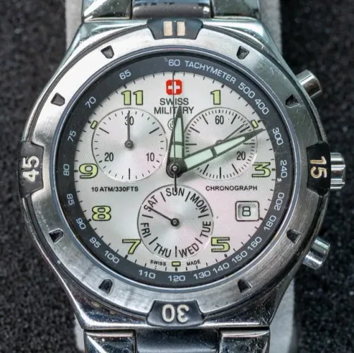 Relógio Swiss Military 2053 Cronógrafo aço 10ATM, safira, raro