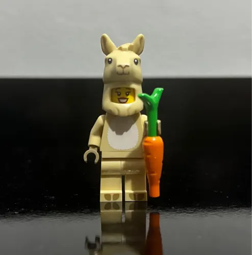 Lego Minifigures - Menina com Fantasia de Lhama