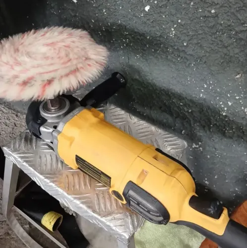 Lixadeira profissional Dewalt 