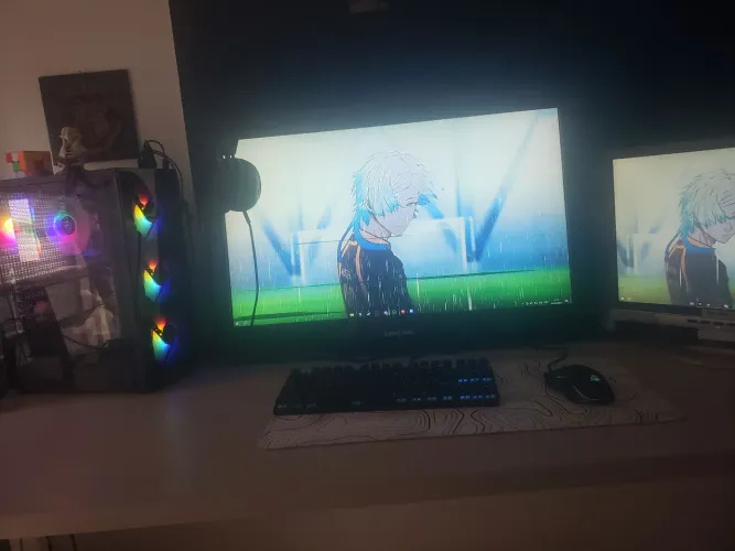 Setup completo com 2 monitores