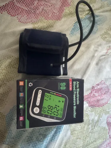 Aparelho de Pressão Digital de Braço CK-A156 - Seminovo