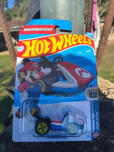 Hot Wheels Mario kart