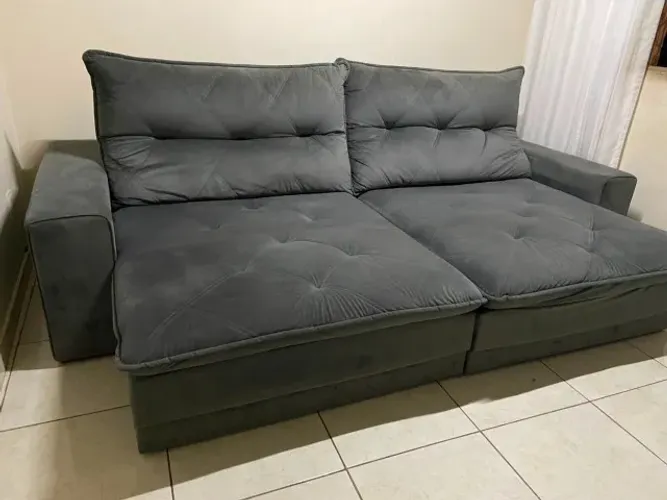 Sofá retrátil Suede aveludado