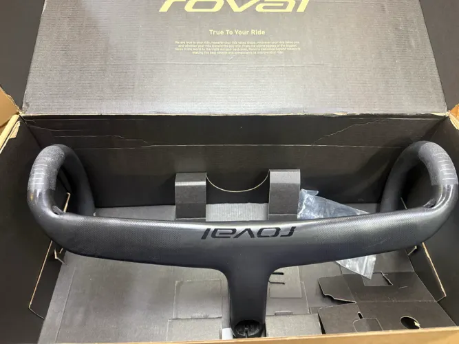 Guidão Roval Rapide Tarmac Sl8 ( integrado )