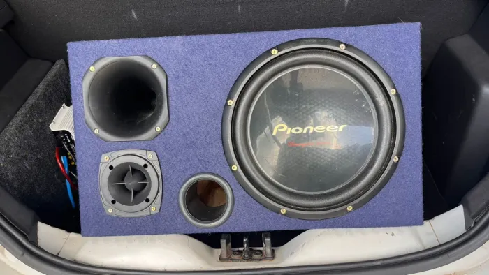 SOM DE CARRO ( TRIO )