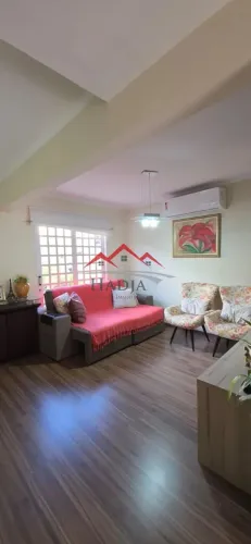 Casa à venda no Residencial das Palmeiras, localizado no Jardim Shangai, em Jundiaí/SP