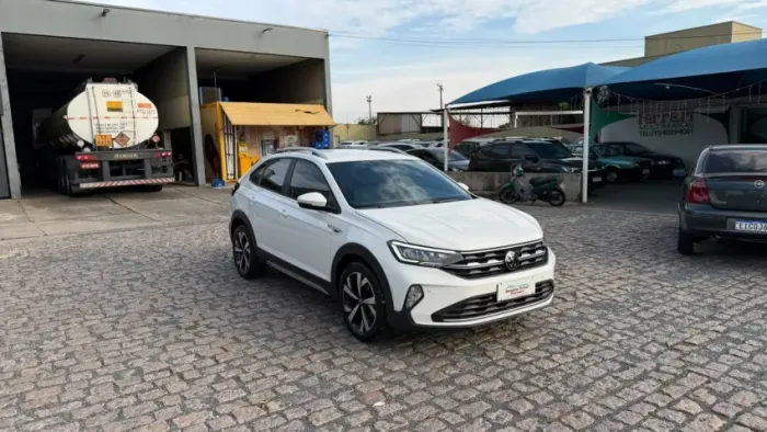 Volkswagen Nivus Highline 1.0 200 TSI Flex AUT 2023