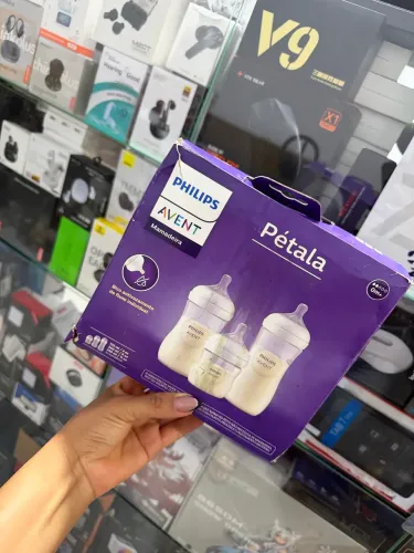 Kit com 3 mamadeiras avent pétala