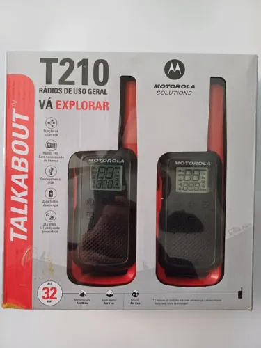 RADIO COMUNICADOR TALKABOUT MOTOROLA T210BR ALCANCE 32 KM COR VERMELHO PRETO UHF