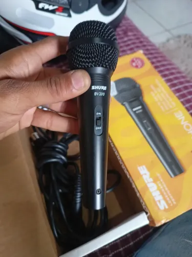 Microfone shure sv200 novo