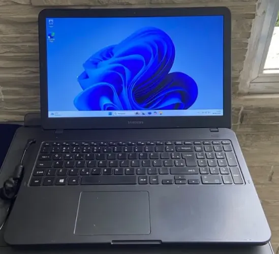 Notebook Samsung NP350XBE