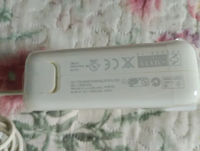 Carregador original macbook Apple